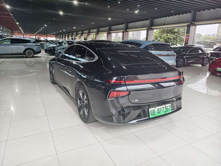 Фото 9 - XPeng P7