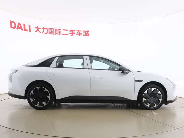 Фото 3 - XPeng Mona M03