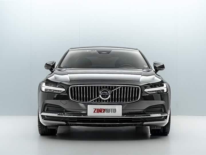 Фото 2 - Volvo S90