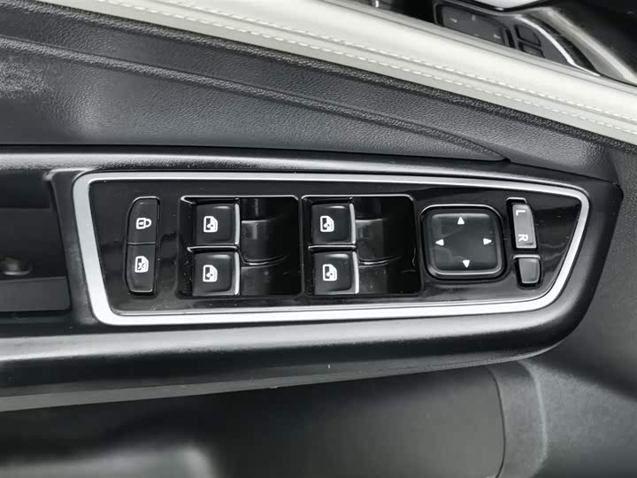 Фото 9 - Jetta VS7