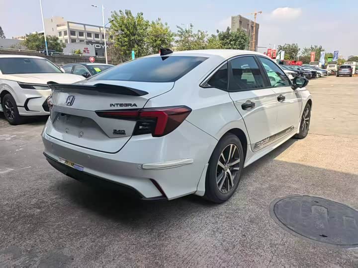 Фото 9 - Honda Integra