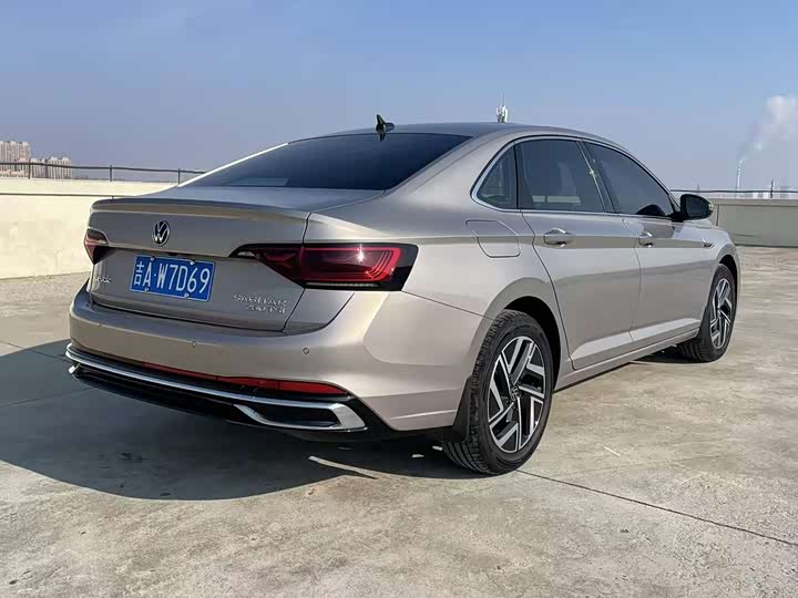 Фото 9 - Volkswagen Sagitar L