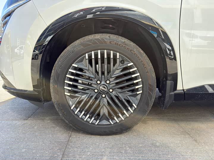 Фото 6 - Nissan Pathfinder