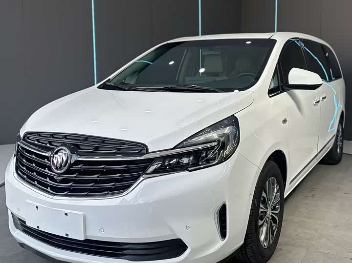 Photo 1 - Buick GL8 ES