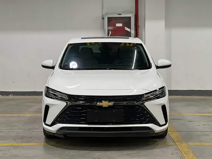 Фото 2 - Chevrolet Monza