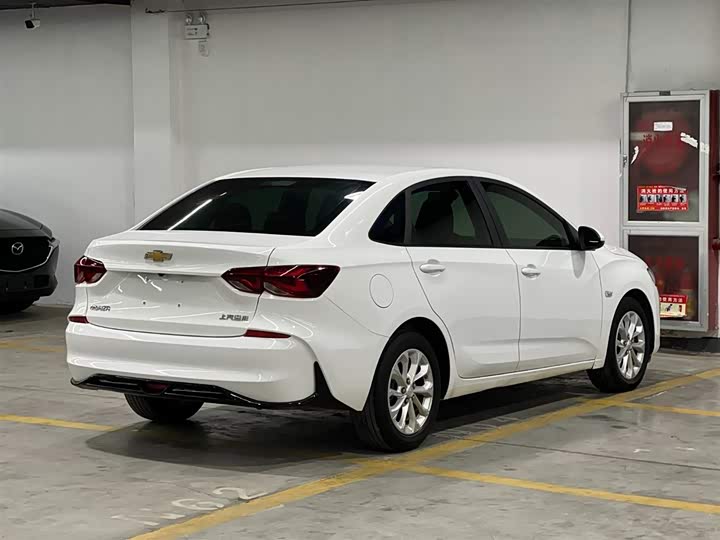 Фото 5 - Chevrolet Monza