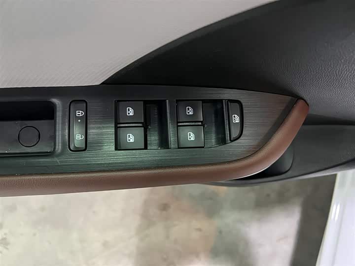 Фото 9 - Chevrolet Monza