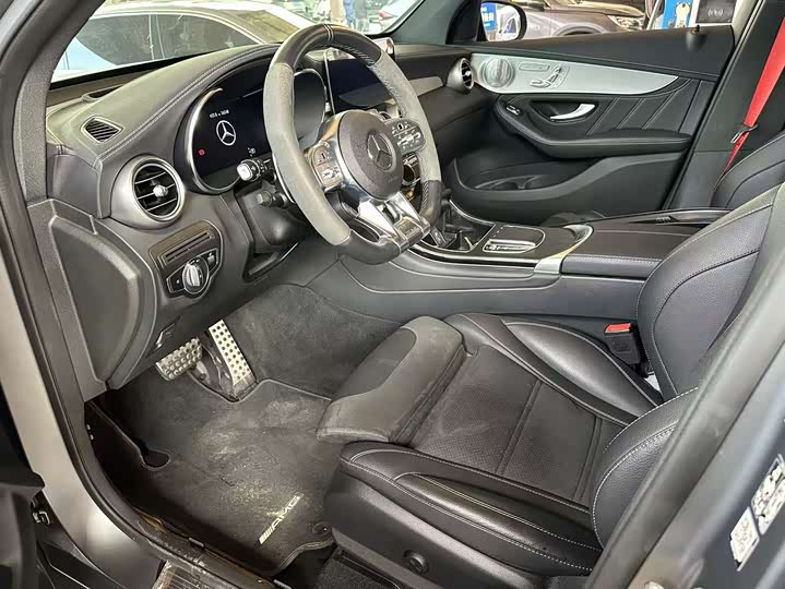 Фото 2 - Mercedes-Benz GLC-Class AMG