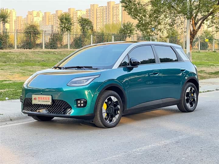 Фото 1 - GAC Aion UT