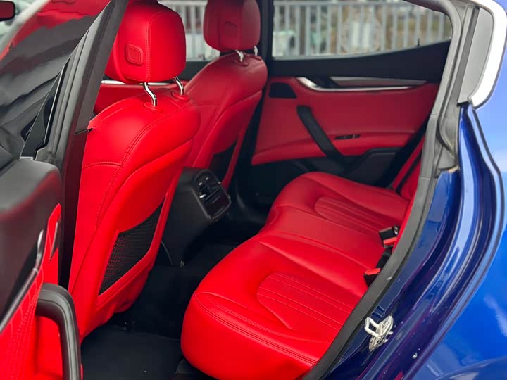 Фото 5 - Maserati Ghibli