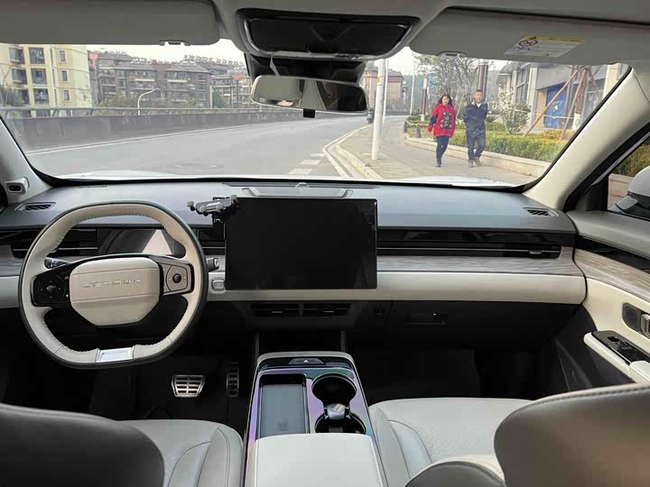 Photo 5 - Jetour Dashing