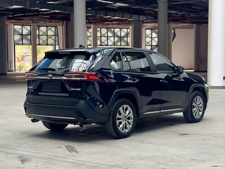 Photo 9 - Toyota Wildlander