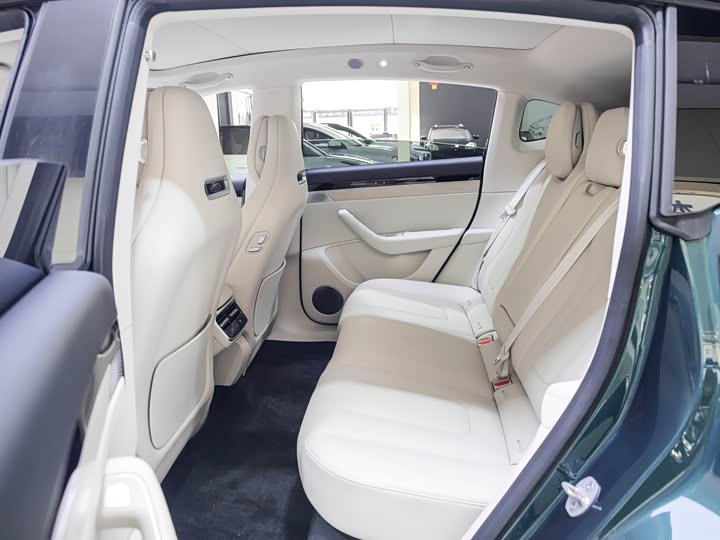 Фото 6 - Luxeed R7