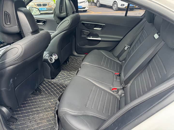 Фото 7 - Mercedes-Benz C-Class