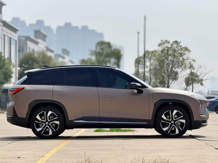 Фото 5 - Nio ES6