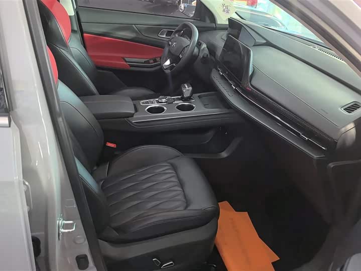 Фото 8 - Changan CS55 Plus