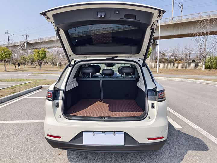 Photo 9 - Leapmotor C11