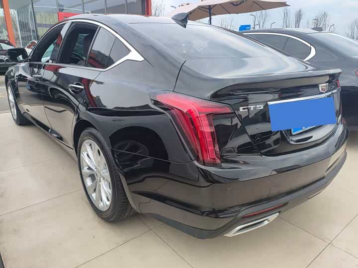 Photo 8 - Cadillac CT5