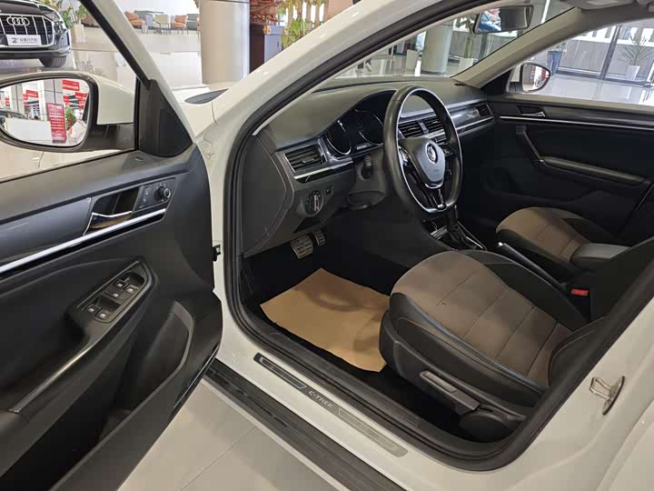 Фото 4 - Volkswagen C-Trek