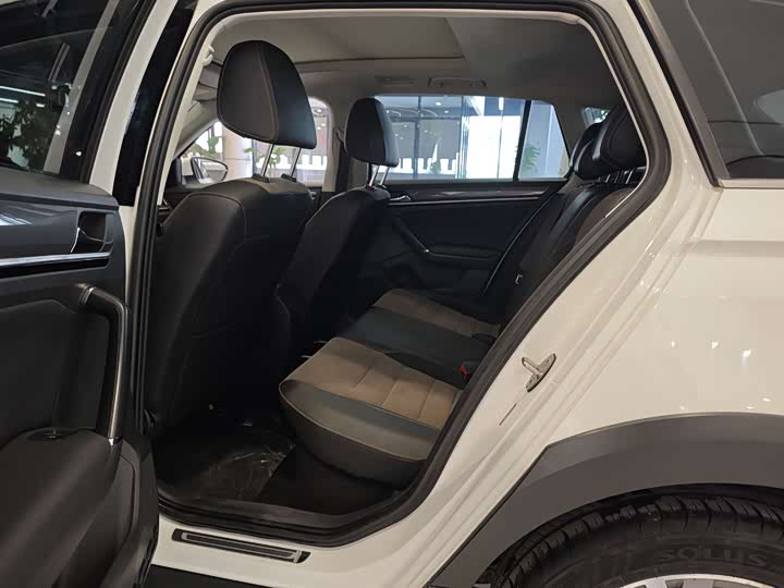 Фото 7 - Volkswagen C-Trek