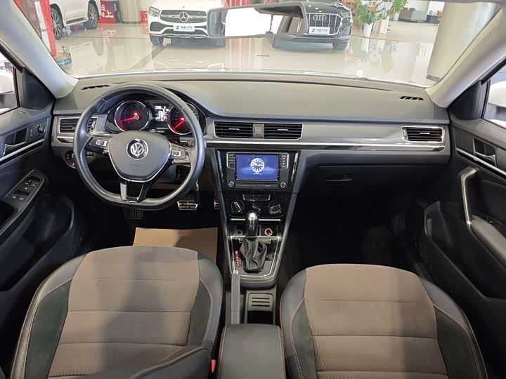 Фото 8 - Volkswagen C-Trek