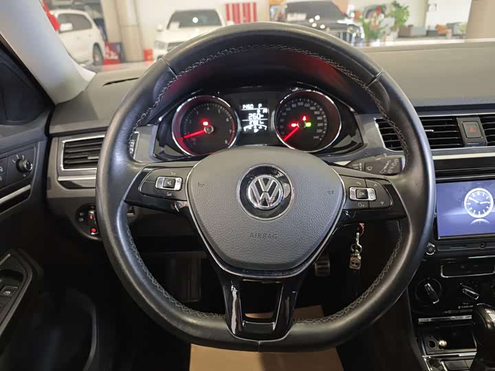 Фото 9 - Volkswagen C-Trek