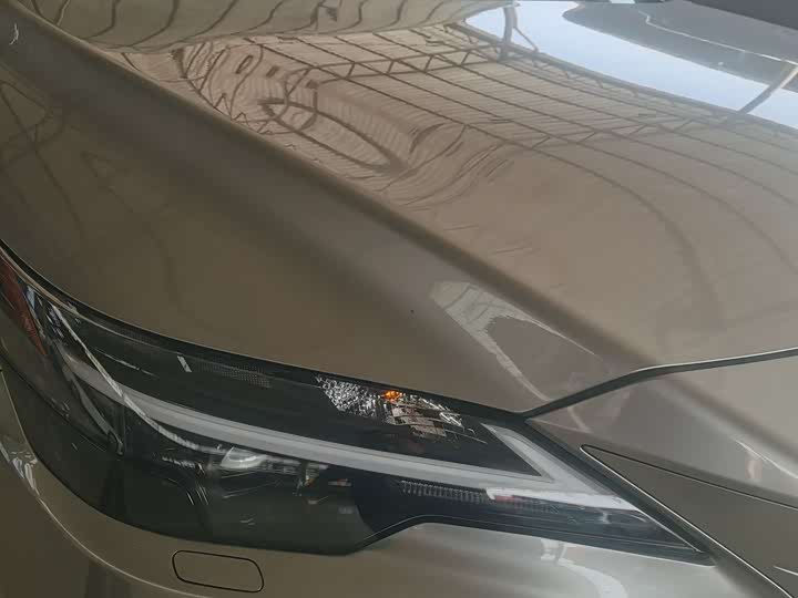 Фото 2 - Lexus RX