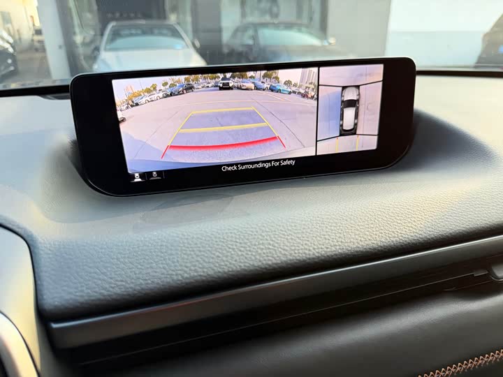 Фото 8 - Mazda CX-50