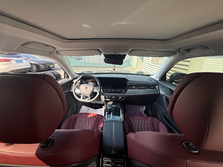 Photo 8 - Hongqi HS5