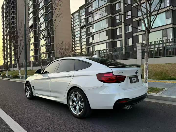 Фото 9 - BMW 3 Series GT