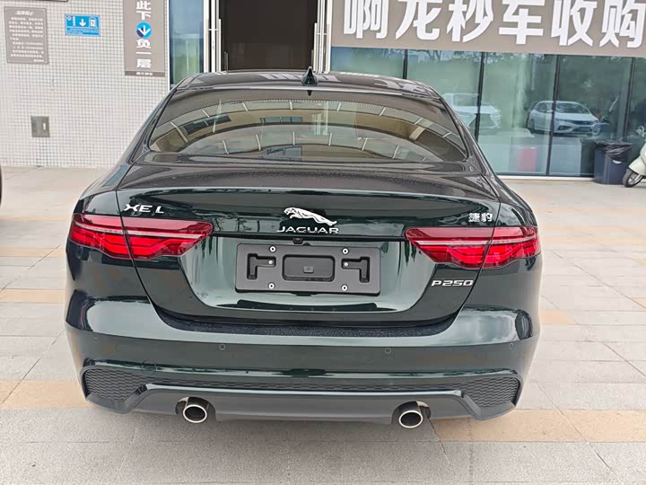 Фото 5 - Jaguar XE L