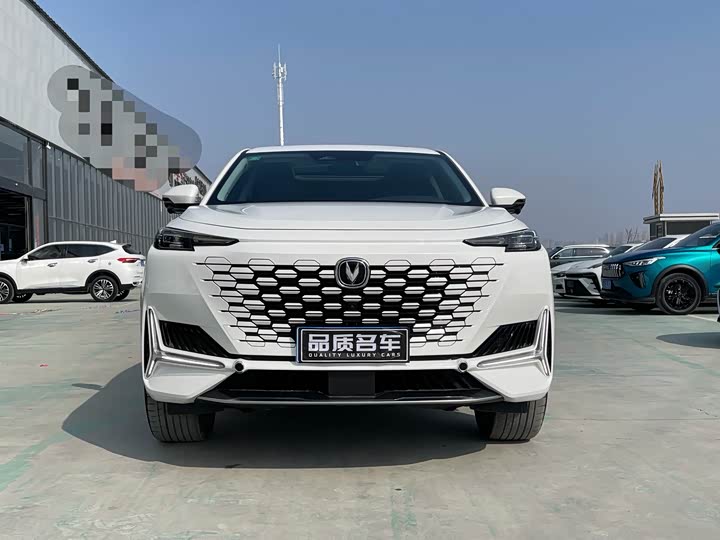 Фото 2 - Changan UNI-K