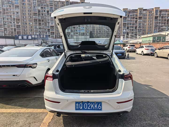 Photo 7 - Bestune B70