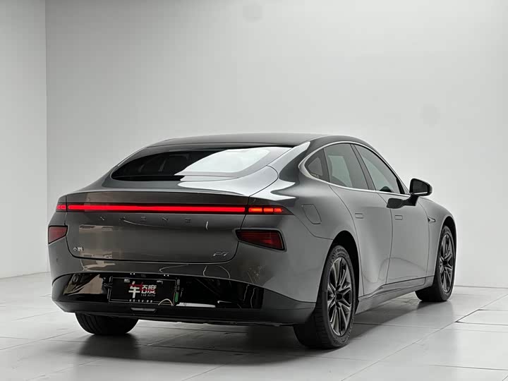 Фото 4 - XPeng P7