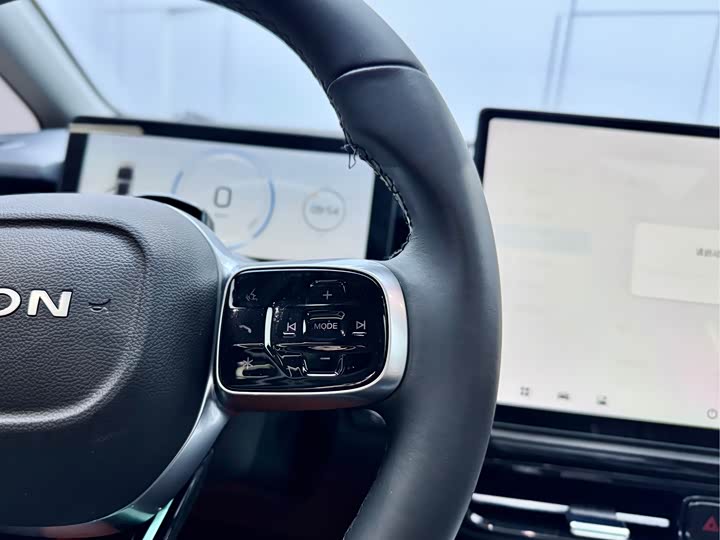 Фото 6 - GAC Aion Y