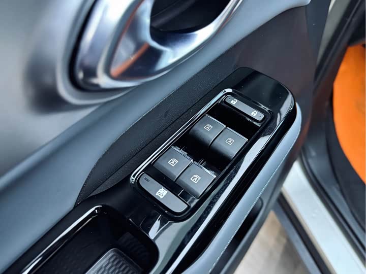 Фото 8 - GAC Aion Y