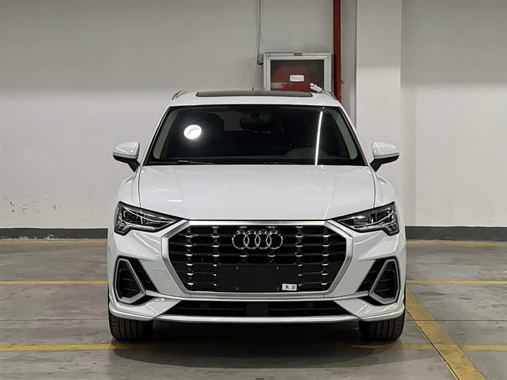 Фото 2 - Audi Q3