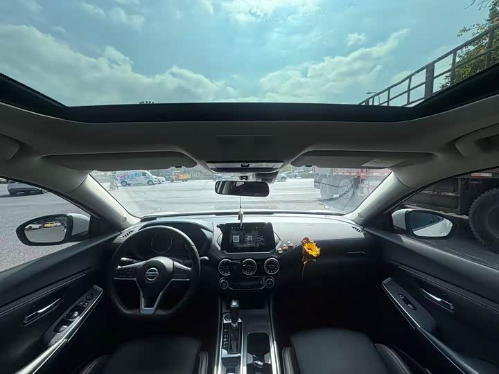 Фото 5 - Nissan Sylphy