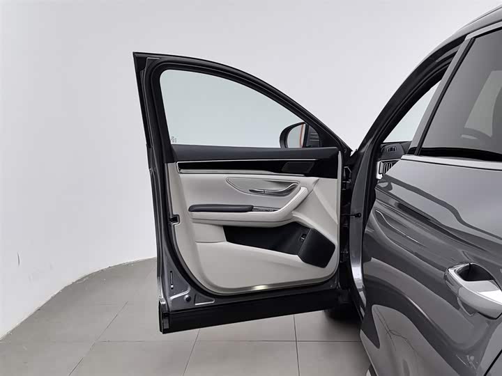 Фото 8 - BYD Song Plus Hybrid/EV