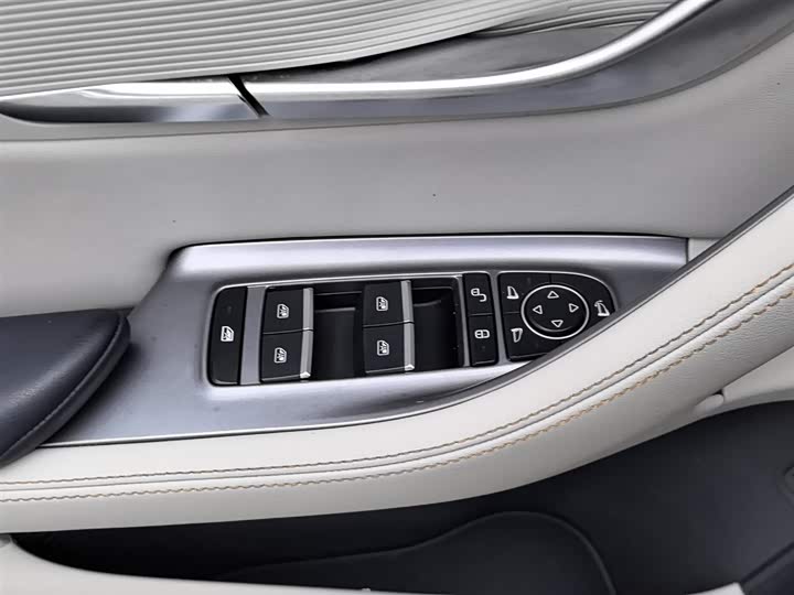 Фото 9 - BYD Song Plus Hybrid/EV