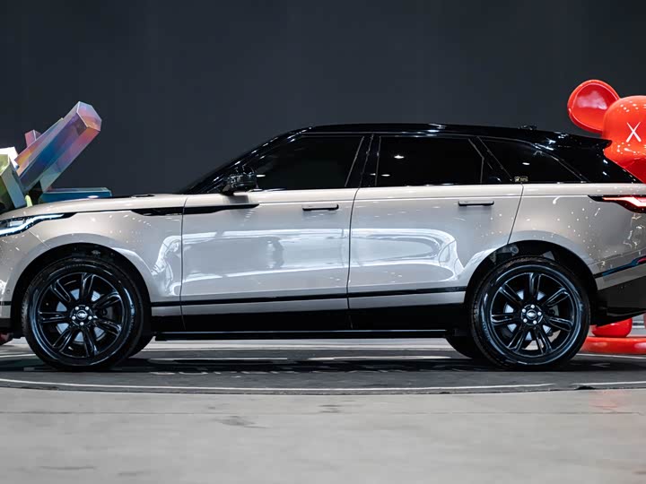 Фото 3 - Land Rover Range Rover Velar