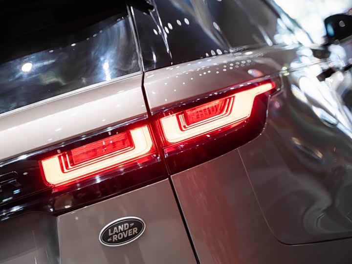 Фото 7 - Land Rover Range Rover Velar