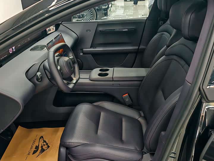 Фото 6 - Avatr 06