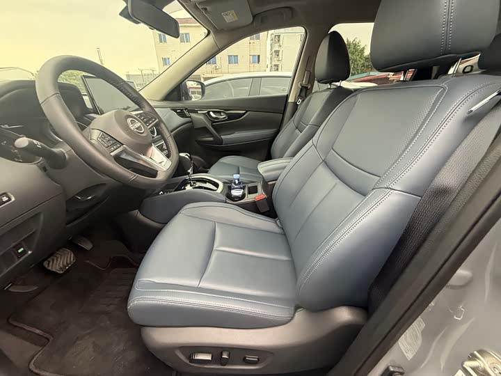 Фото 4 - Nissan X-Trail