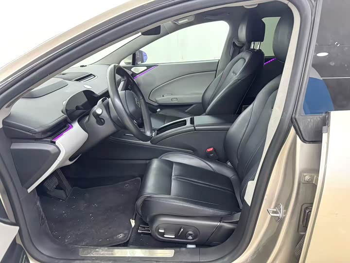 Фото 4 - Zeekr 007