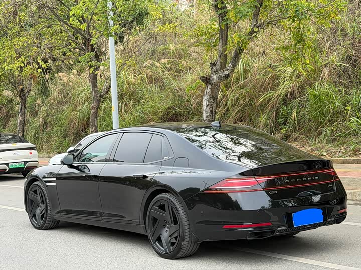 Фото 5 - Genesis G90