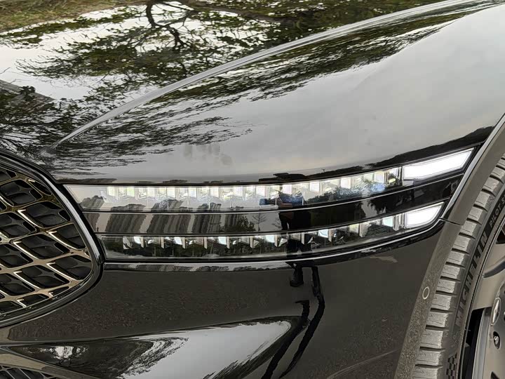 Фото 9 - Genesis G90