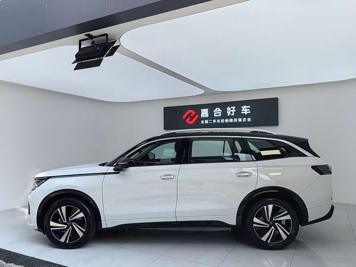 Фото 3 - Volkswagen Tavendor