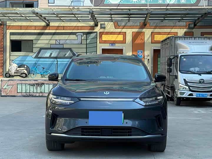 Photo 2 - Leapmotor C11