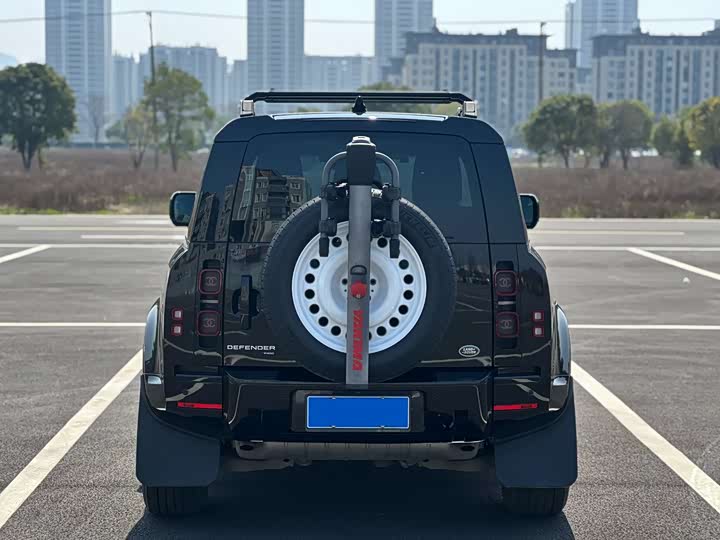 Фото 6 - Land Rover Defender